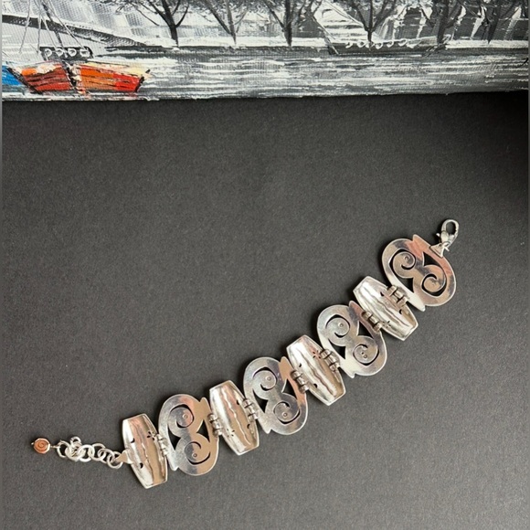 Brighton Bracelet Pablo's Passion Scroll Floral Wide Link Silver Plated 7.5" - Picture 8 of 10